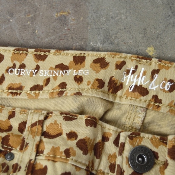 NWT Style & Co Curvy Skinny Leg Animal Print Pants, Size 4 - Picture 4 of 9